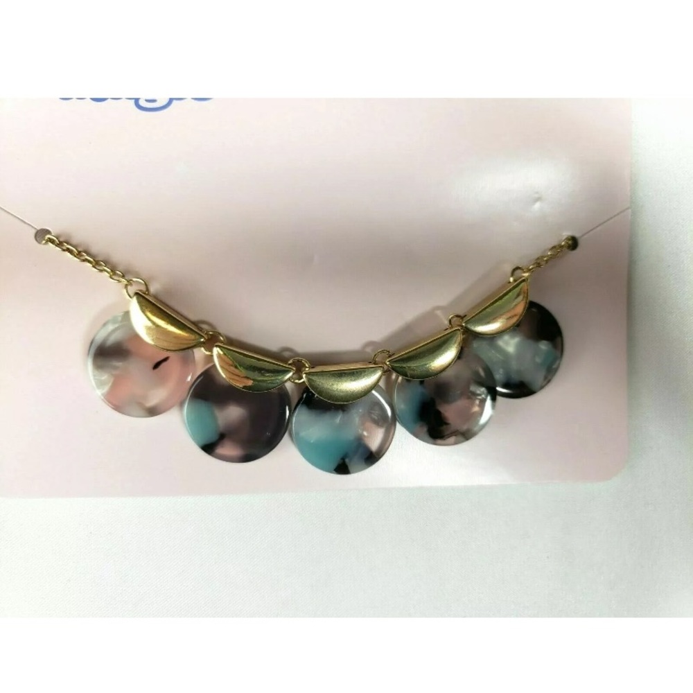 More than Magic Acrylic Marble Necklace - Picture 3 of 6